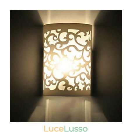 TUTTO BLU Decorazione di alta qualità di motivi o disegni intagliati su lampada da parete in legno TUTTO BLU Decorazione di alta qualità di motivi o disegni intagliati su lampada da parete in legno