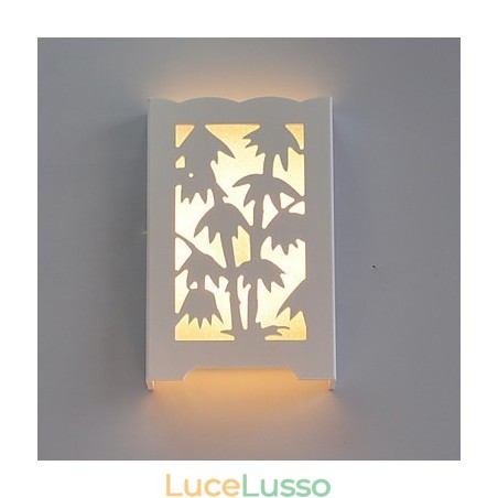 Moderni modelli o disegni intagliati bianchi creativi su lampade da parete in bambù lavorate in legno Moderni modelli o disegni intagliati bianchi creativi su lampade da parete in bambù lavorate in legno