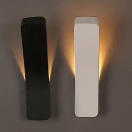 Lampada da parete in ferro battuto piegato creativo e contemporaneo, luci di potenza