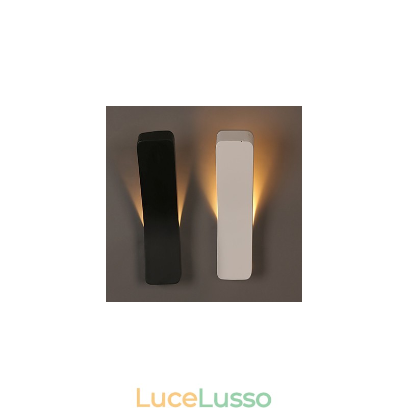 Lampada da parete in ferro battuto piegato creativo e contemporaneo, luci di potenza