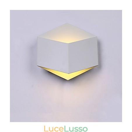 Lampada da parete creativa in acrilico con diamante Lampada da parete creativa in acrilico con diamante