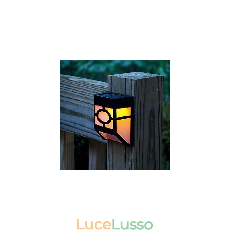 Lampada da parete con 2 lanterne a energia solare, colore giallo caldo