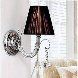Applique contemporanea con paralume in tessuto, stile lampadario, braccio a goccia di cristallo