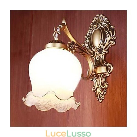 Applique da parete per bagno 1 luce classica in metallo e vetro dipinto Applique da parete per bagno 1 luce classica in metallo e vetro dipinto