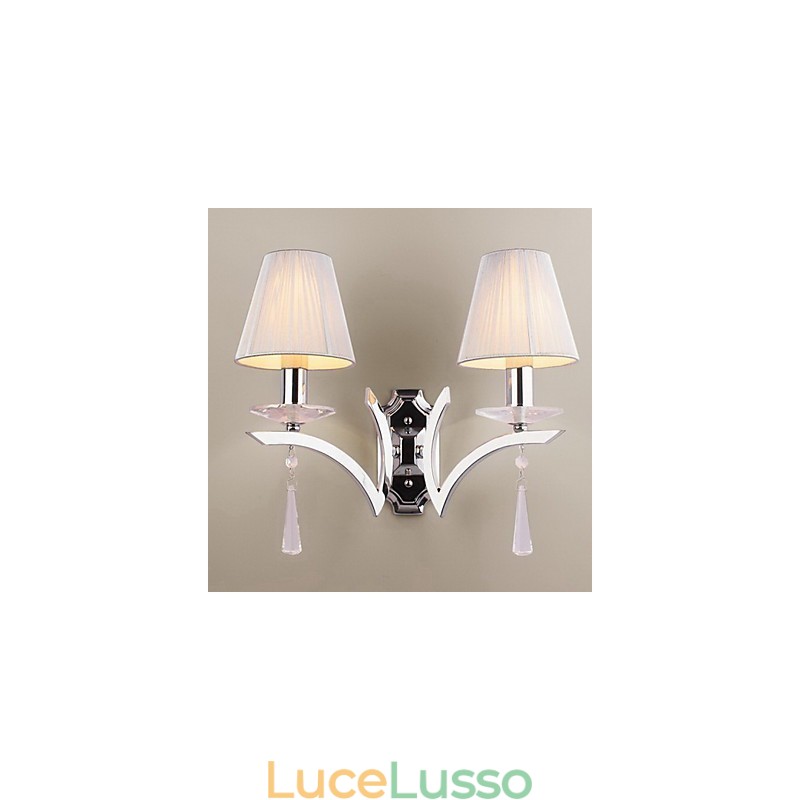 Elegante applique a 2 luci con gocce di cristallo decorate