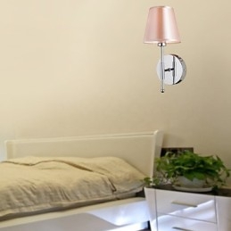 Applique dal design semplice con luce calda