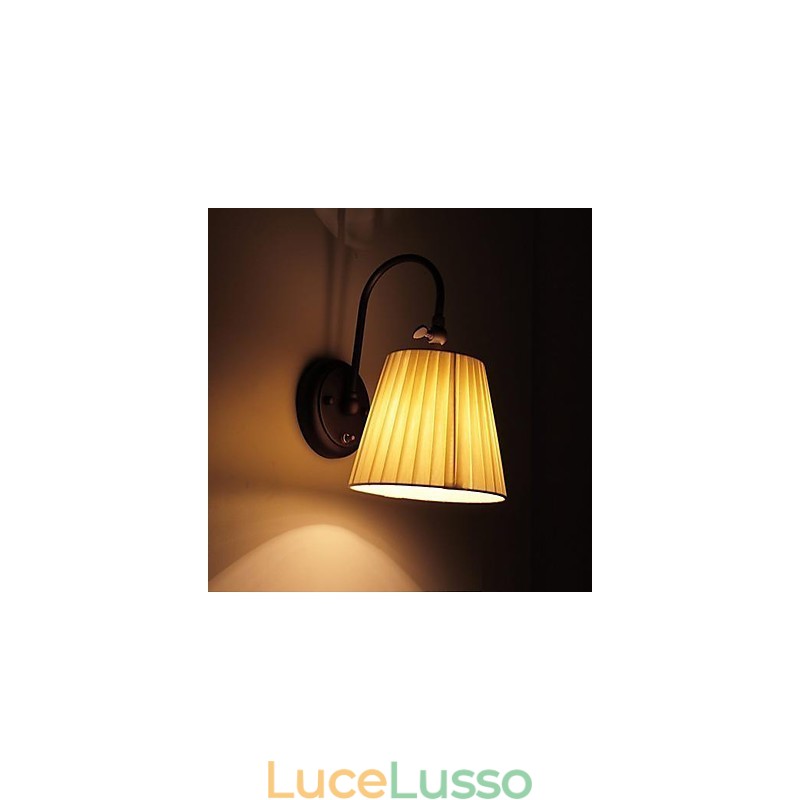 Lampada da parete in ferro con paralume in tessuto a 1 luce