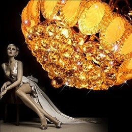 Lampadario moderno di lusso in cristallo con luce pendente, diametro 50 cm, contiene 8 lampadine.