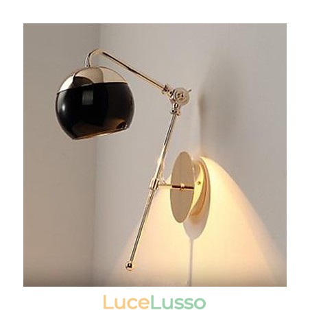 Lampada da parete creativa minimalista moderna per soggiorno camera da letto studio carattere del vetro lampada da parete di design Lampada da parete creativa minimalista moderna per soggiorno camera da letto studio carattere del vetro lampada da parete di design