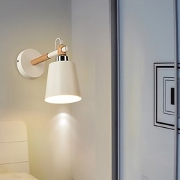 Applique da parete moderne e contemporanee con luce ambientale