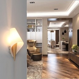 Applique da parete moderna e contemporanea con luce ambientale in stile mini