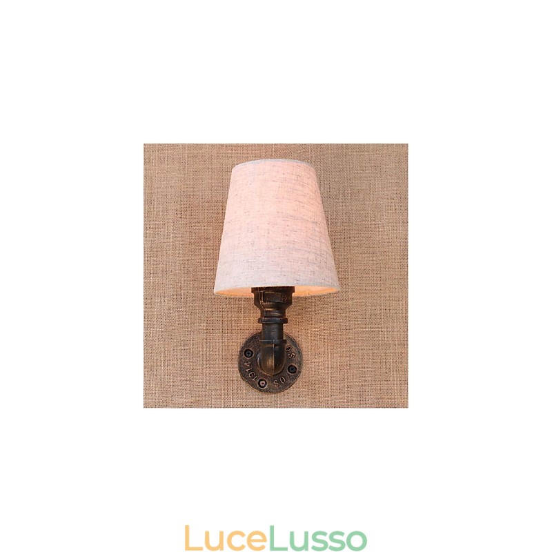 Applique da parete rustica in ottone per luce ambientale
