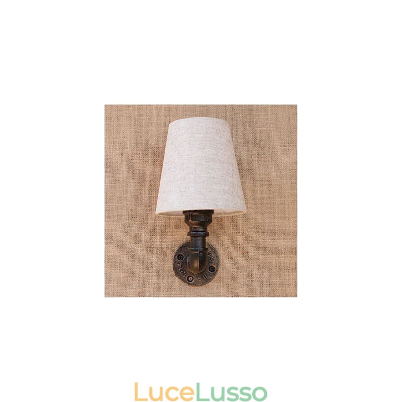 Applique da parete rustica in ottone per luce ambientale