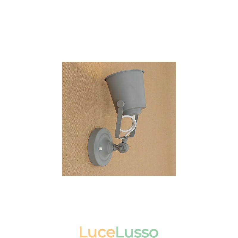 Lampada da parete in acciaio verniciato, decorazione da caffè americano nero opaco, lampada da parete retrò, lampada a spada laser sulla parete