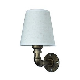 Applique da parete rustica in ottone per luce ambientale