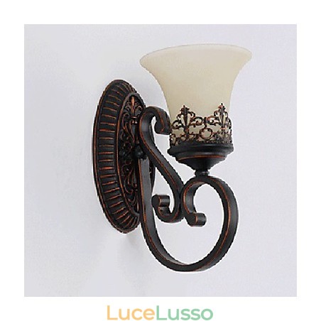 Applique da parete moderne e contemporanee con funzione elettrolitica per luce ambientale Applique da parete moderne e contemporanee con funzione elettrolitica per luce ambientale