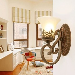 Applique da parete moderne e contemporanee con funzione elettrolitica per luce ambientale