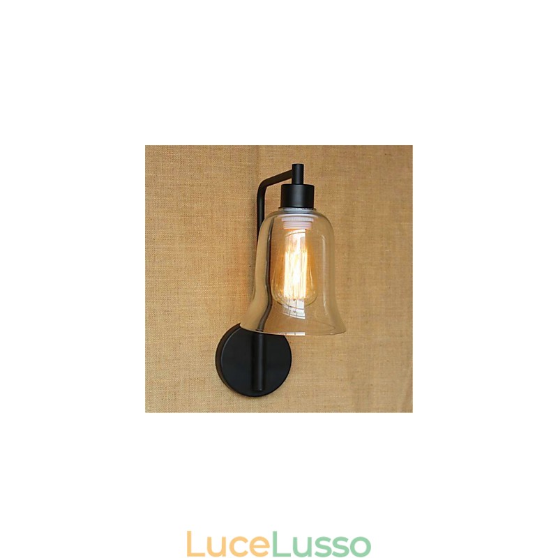 Finitura rustica in ossido nero per la luce ambientale del braccio oscillante