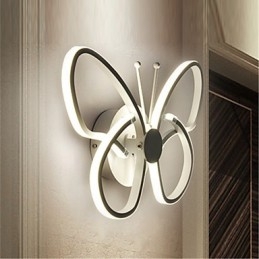 Moderne luci da parete a forma di farfalla creative in metallo acrilico soggiorno corridoio camera da letto camere d'albergo lampada da comodino