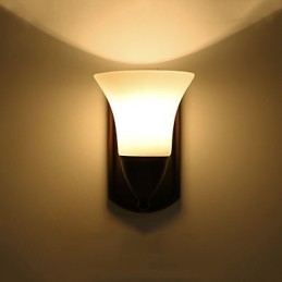 Finitura rustica in ossido nero per protezione degli occhi Applique da parete con luce ambientale