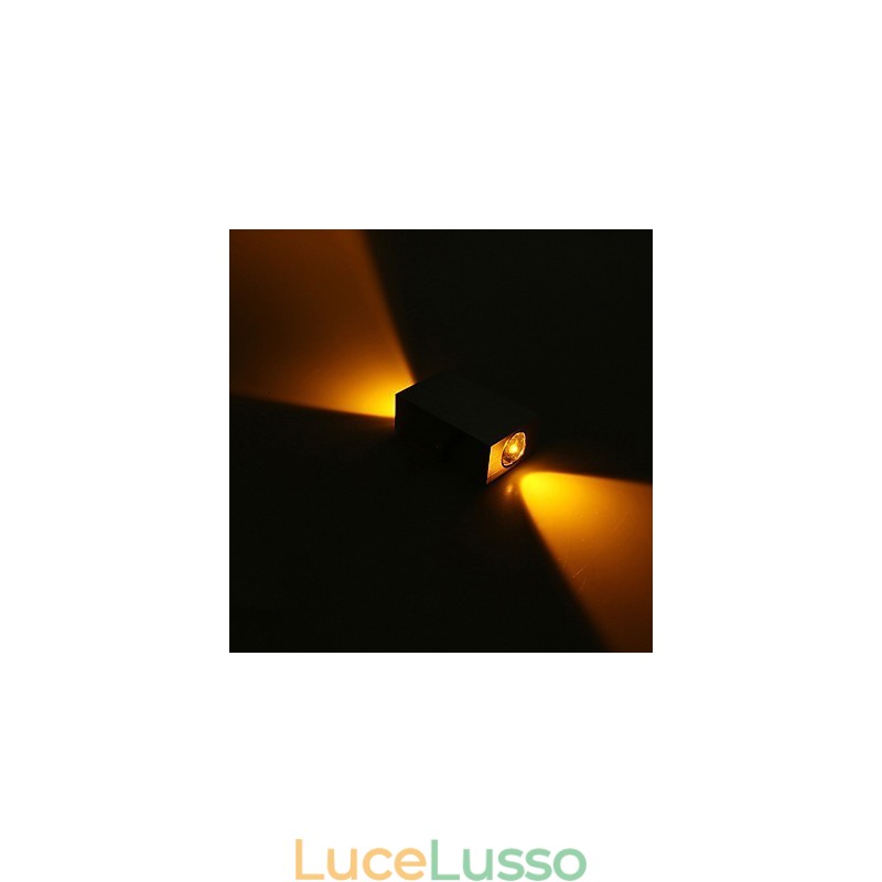Lampada da parete con luce ambientale multicolore a 3 colori e caratteristiche innovative per mini applique da parete