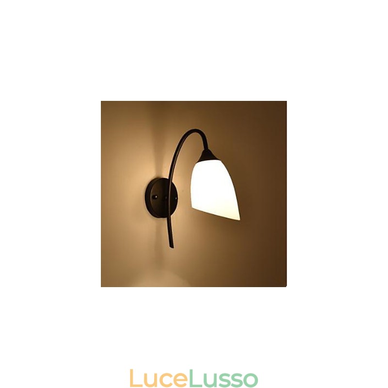 Lampada da comodino semplice americana nera da parete per camera da letto