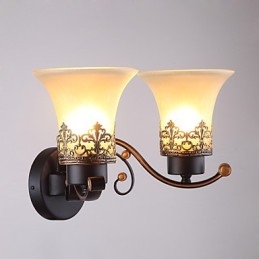 Lampada da parete vintage in metallo con vetro a due teste in stile americano per la sala mensa, soggiorno, ingresso, foyer, lampada da parete decorativa