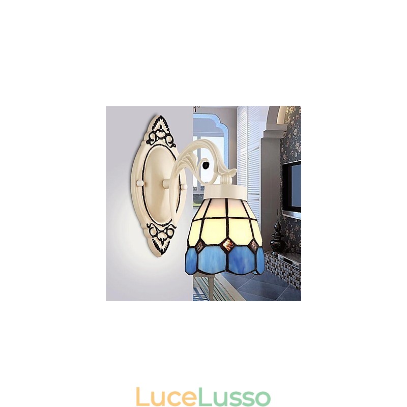 Applique da parete con luce verso l'alto