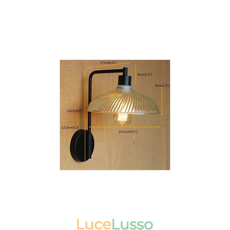 Finitura rustica in ossido nero per la luce ambientale del braccio oscillante