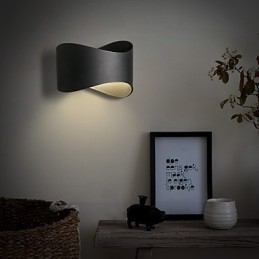 Moderna finitura in ossido nero contemporanea caratteristica per applique da parete in stile mini con luce ambientale