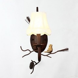 Lampada da parete vintage nordamericana in metallo con uccello in resina e pigna, adatta per soggiorno, sala da pranzo, lampada da parete