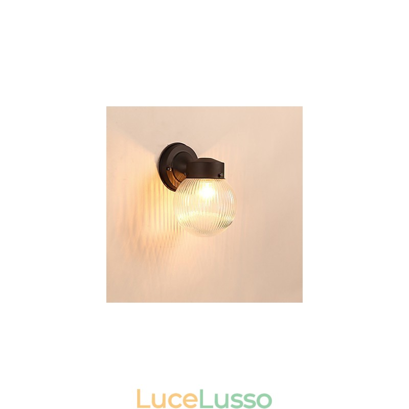 Moderna finitura in ossido nero contemporanea caratteristica per applique da parete in stile mini con luce ambientale