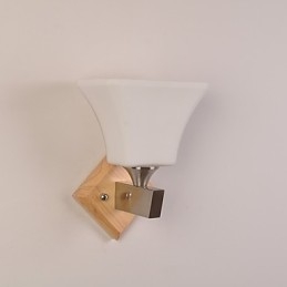Moderna pittura contemporanea di campagna caratteristica per applique da parete con luce verso l'alto