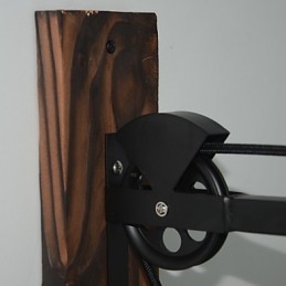Lampada da parete in stile country americano, retrò, creativa, con puleggia in legno