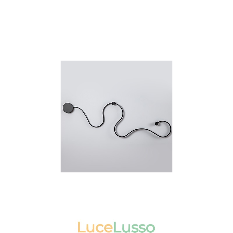 Applique da parete moderna contemporanea con pittura caratteristica lampada da parete in alluminio per camera da letto, scale, soggiorno