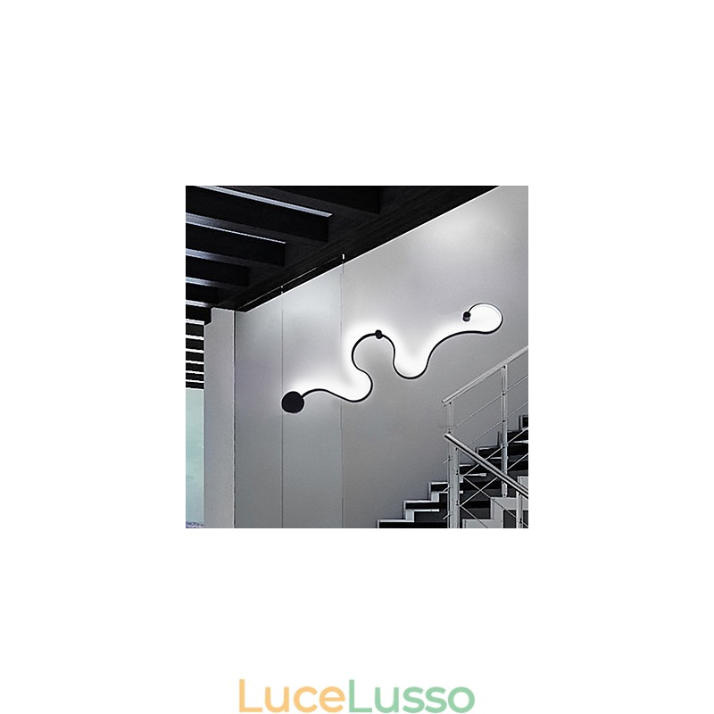 Applique da parete moderna contemporanea con pittura caratteristica lampada da parete in alluminio per camera da letto, scale, soggiorno