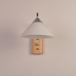 Lampada da parete semplice Lampada da comodino con paralume in vetro e legno massello per camera da letto Cassettiera Soggiorno Cameretta per bambini Dormitorio universitario Tavolino da caffè Libreria