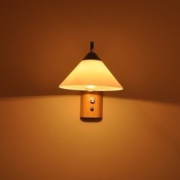 Lampada da parete semplice Lampada da comodino con paralume in vetro e legno massello per camera da letto Cassettiera Soggiorno Cameretta per bambini Dormitorio universitario Tavolino da caffè Libreria