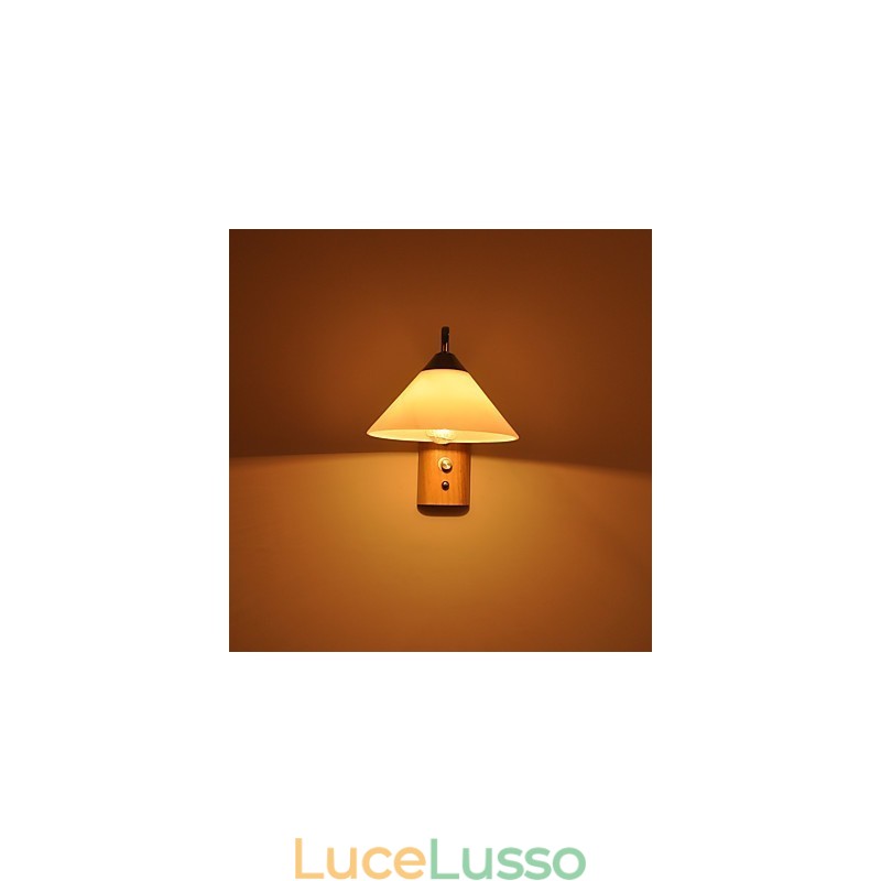 Lampada da parete semplice Lampada da comodino con paralume in vetro e legno massello per camera da letto Cassettiera Soggiorno Cameretta per bambini Dormitorio universitario Tavolino da caffè Libreria