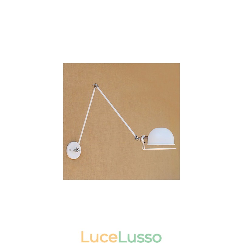 Semplice caratteristica di pittura vintage country per applique da parete con luce ambientale e protezione degli occhi con braccio oscillante in stile mini