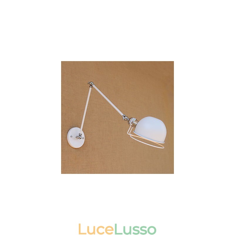 Semplice caratteristica di pittura vintage country per applique da parete con luce ambientale e protezione degli occhi con braccio oscillante in stile mini