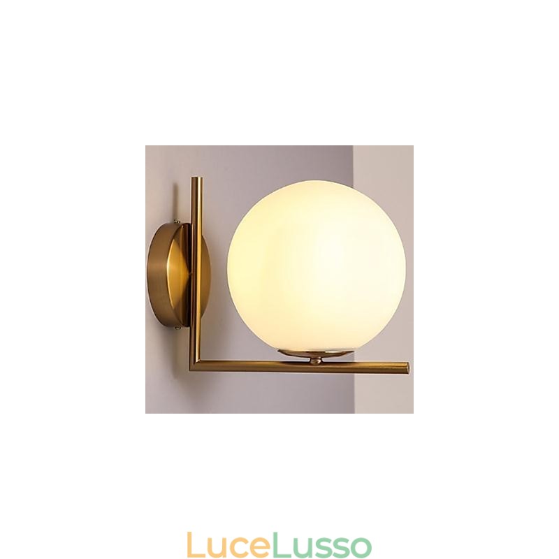 Lampada da parete in vetro contemporanea e contratta in ferro battuto Individualità
