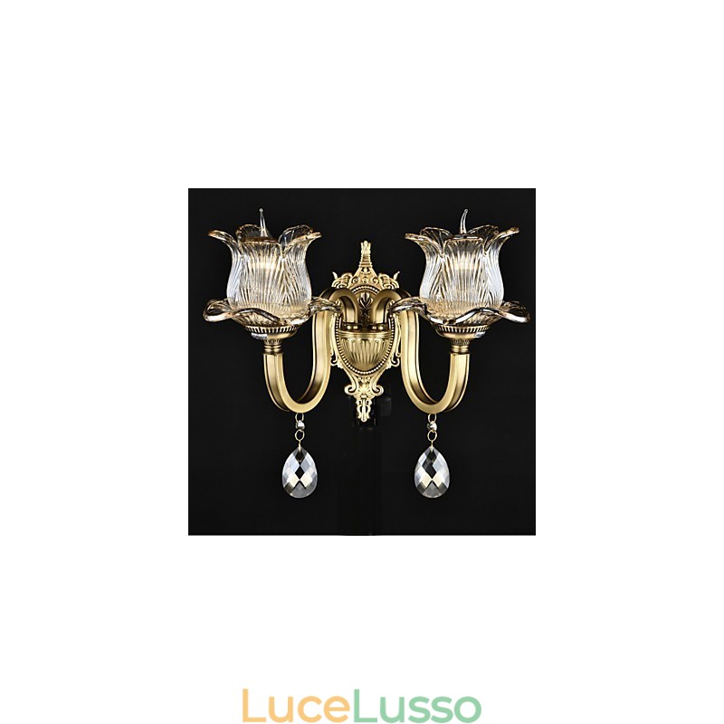 Applique da parete rustica in ottone con funzione mini uplight in stile lodge