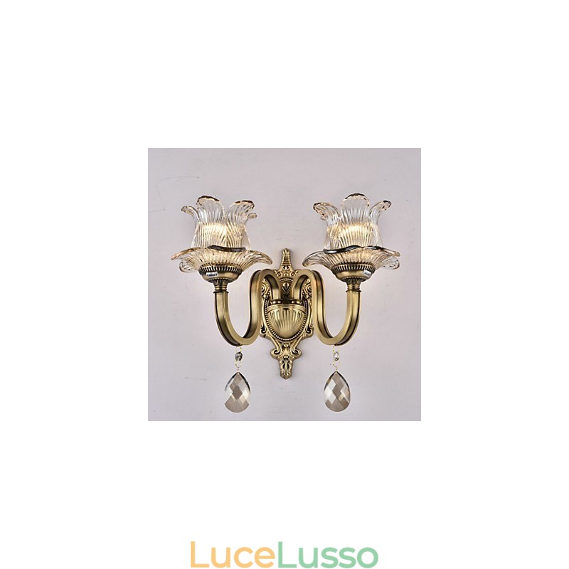 Applique da parete rustica in ottone con funzione mini uplight in stile lodge