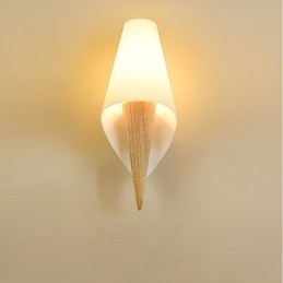 Semplice caratteristica del paese per la protezione degli occhi Luce ambientale Applique da parete Lampada da parete Calda lampada da parete per camera da letto in stile europeo