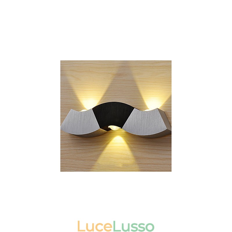 Applique da parete moderna e contemporanea con luce ambientale in stile mini