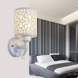 Lampada da comodino moderna alla moda