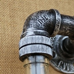 Applique da parete rustica in ottone per luce ambientale
