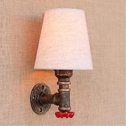 Applique da parete rustica in ottone per luce ambientale
