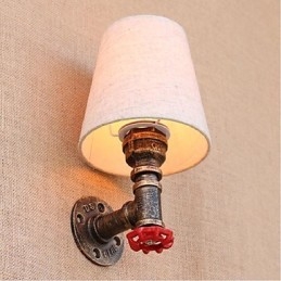 Applique da parete rustica in ottone per luce ambientale